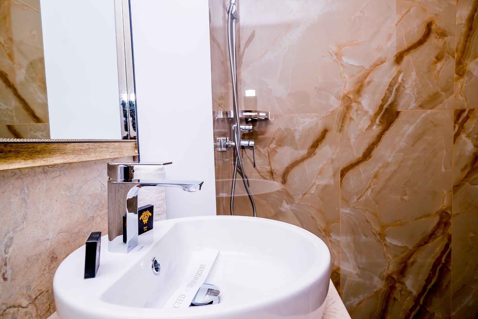 Guci Hotel Konstanca Kültér fotó